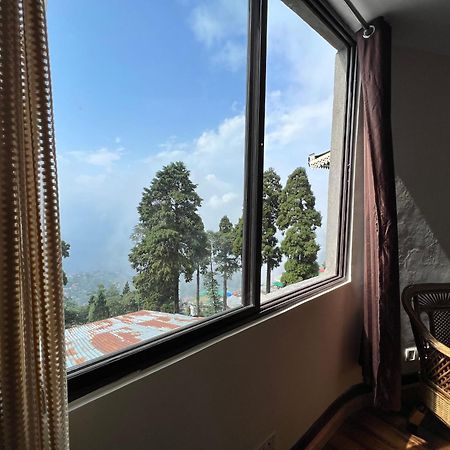 Darjeeling Heights - A Boutique Mountain View Homestay Exterior photo